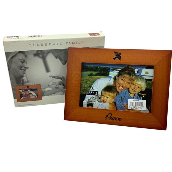 Vtg Burnes Of Boston 4x6 Photo "Peace" Wood Picture Frame With Dove Icon NEW NOS - Picture 1 of 10